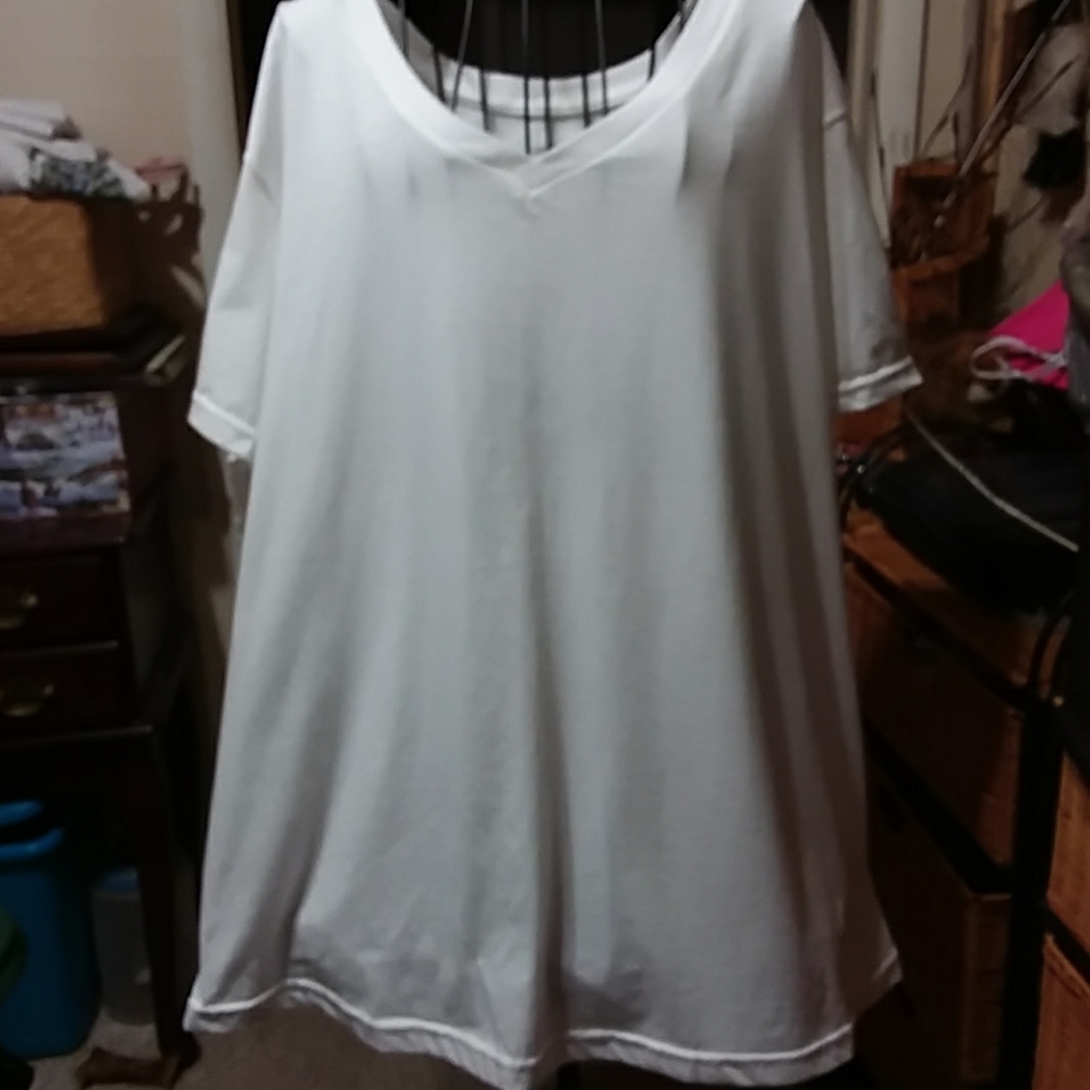 Women's  5x danskin t shirt